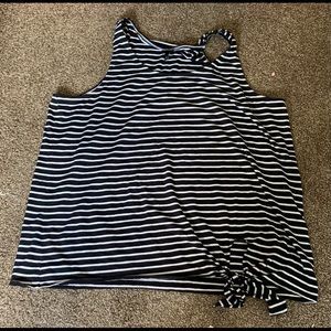 Cute torrid black and white tank top 4x